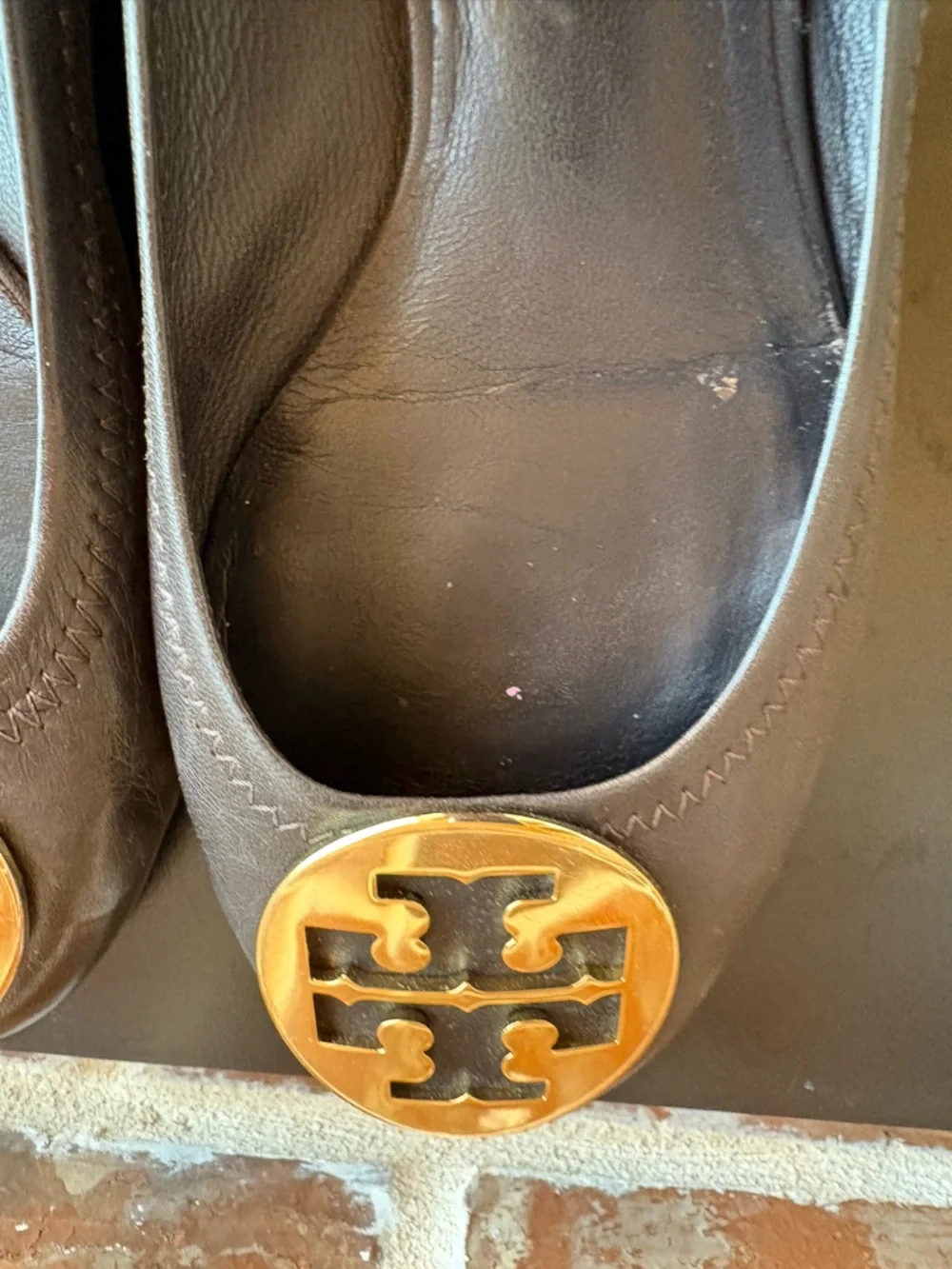 Tory Burch Brown Leather Reva Logo Ballet Flats Size 8.5 Travel